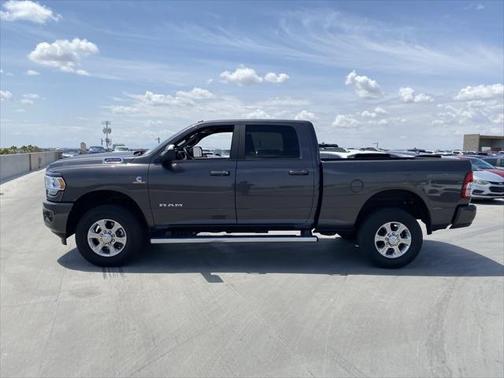 2021 RAM 2500 Big Horn Crew Cab 4x4 6'4' Box
