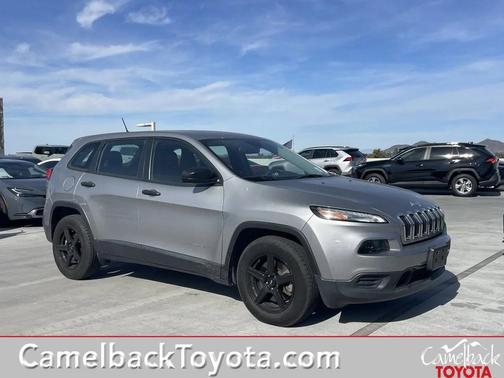 2017 Jeep Cherokee Sport