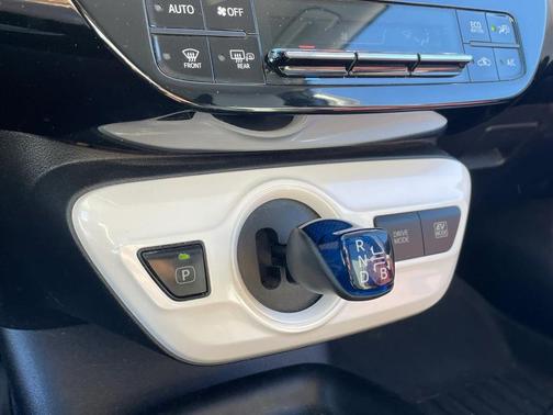 2017 Toyota Prius Four