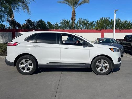2019 Ford Edge SE