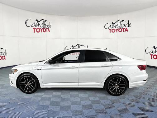 2021 Volkswagen Jetta 1.4T R-Line