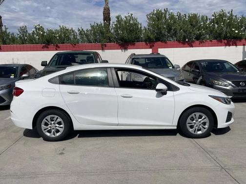 2019 Chevrolet Cruze LS