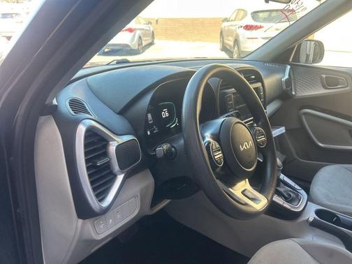 Fusion Black 2023 Kia Soul LX