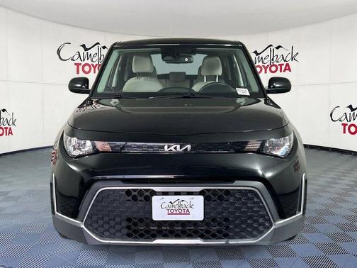 Fusion Black 2023 Kia Soul LX