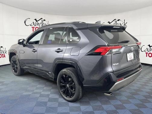 2025 Toyota RAV4 Hybrid SE
