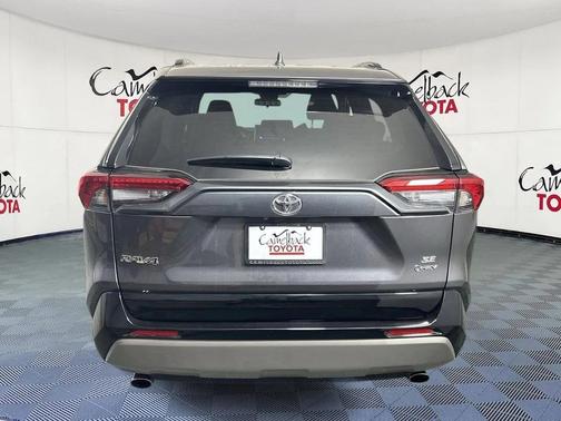 2025 Toyota RAV4 Hybrid SE