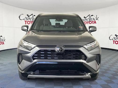 2025 Toyota RAV4 Hybrid SE
