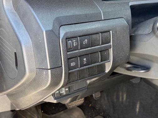 Ice Cap 2025 Toyota Tacoma SR