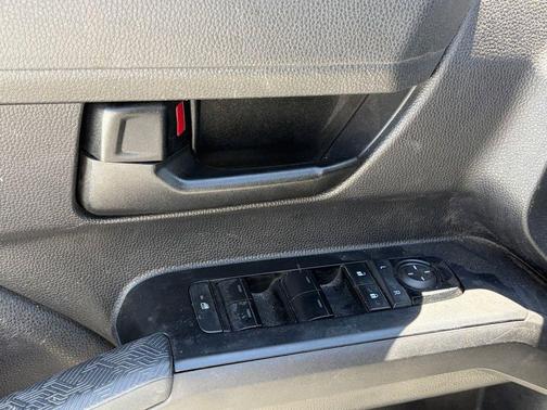 Ice Cap 2025 Toyota Tacoma SR