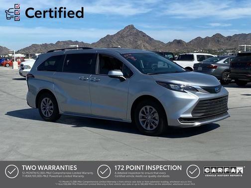 2025 Toyota Sienna LE