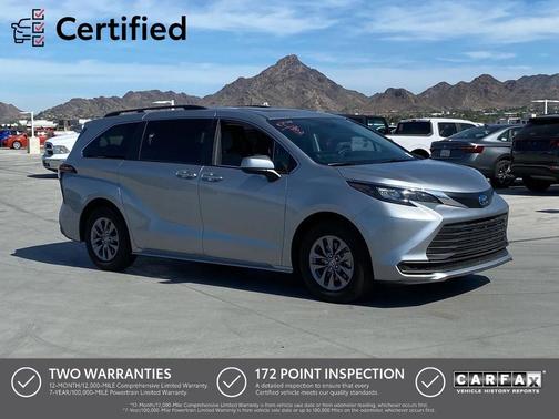 2025 Toyota Sienna LE