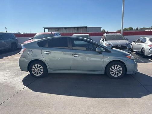2012 Toyota Prius Plug-in Base