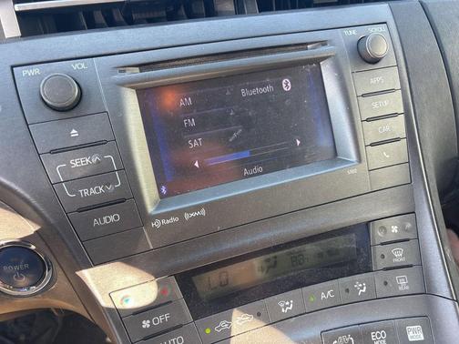 2012 Toyota Prius Plug-in Base