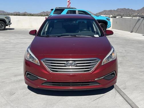 2016 Hyundai SONATA SE