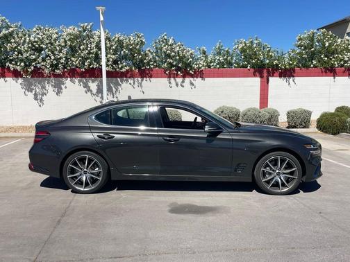 Makalu Gray 2025 Genesis G70 2.5T AWD