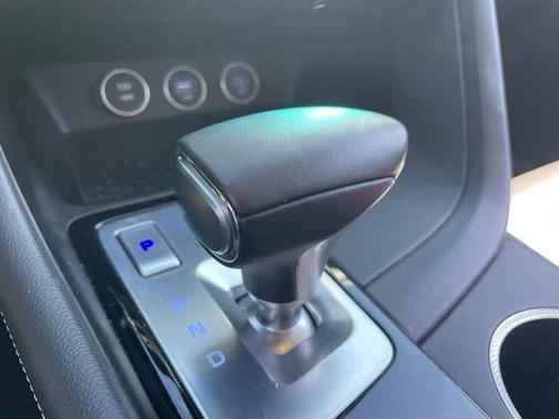 Makalu Gray 2025 Genesis G70 2.5T AWD