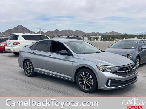 Pyrite Silver 2023 Volkswagen Jetta 1.5T Sport