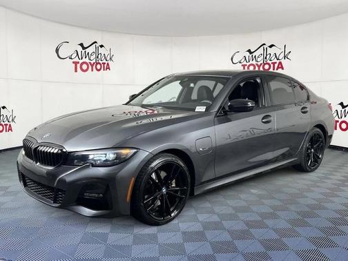 2022 BMW 330e Base