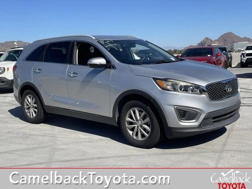 2016 Kia Sorento LX
