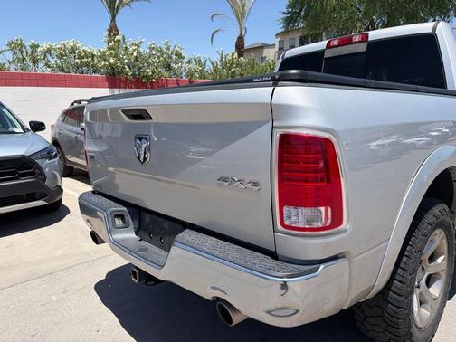 Bright Silver Metallic Clearcoat 2018 RAM 1500 Laramie