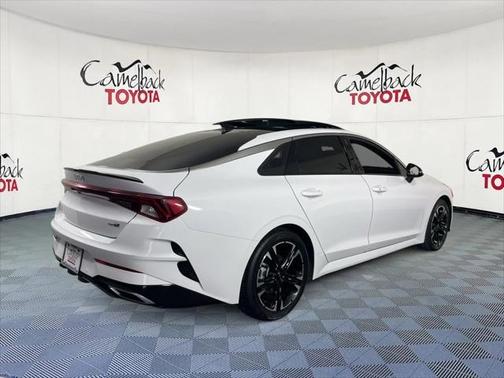 2022 Kia K5 GT-Line