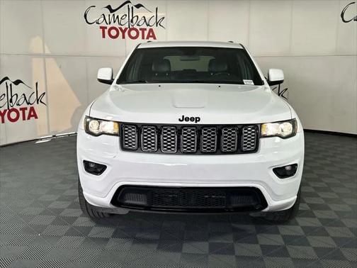 2021 Jeep Grand Cherokee Laredo