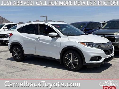 Platinum White Pearl 2022 Honda HR-V EX