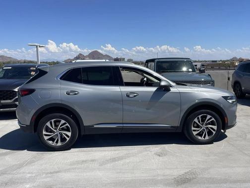 2023 Buick Envision Essence FWD