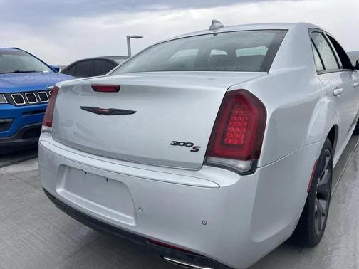 2023 Chrysler 300 S