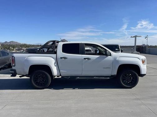 2021 GMC Canyon Elevation Standard