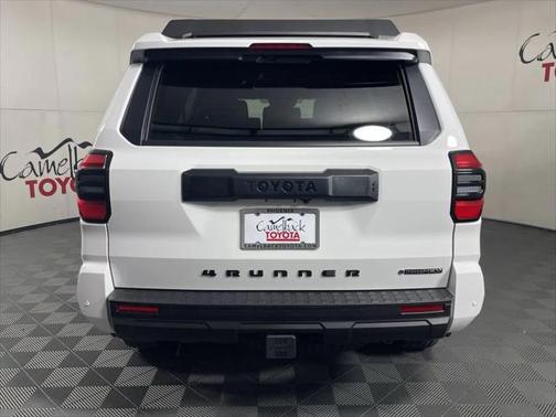 2025 Toyota 4Runner TRD Off Road