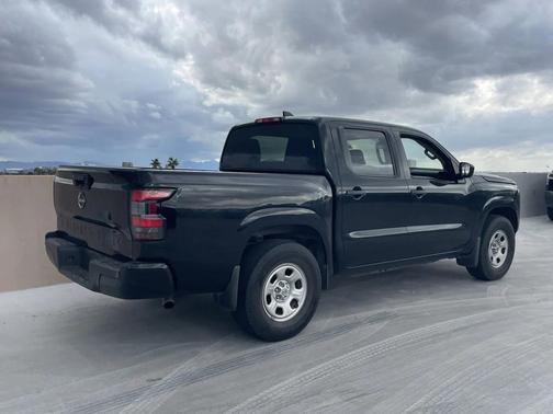 2022 Nissan Frontier S