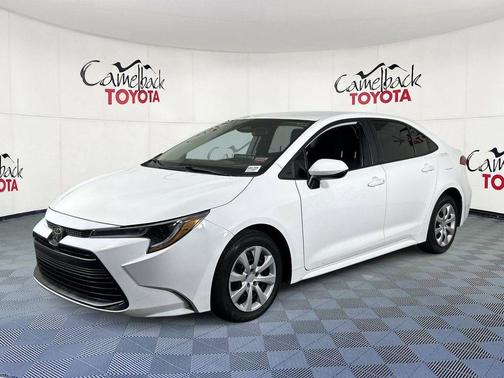 Ice Cap 2025 Toyota Corolla LE