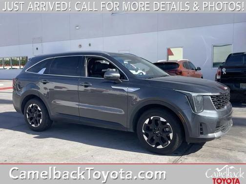 2024 Kia Sorento S