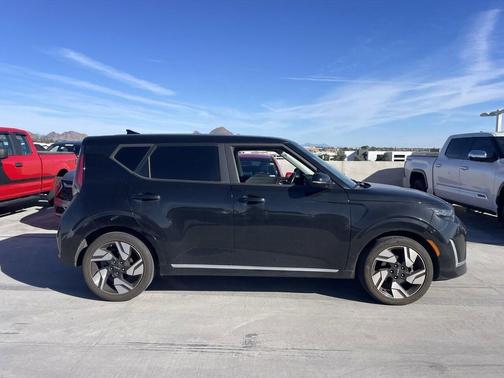 2023 Kia Soul GT-Line
