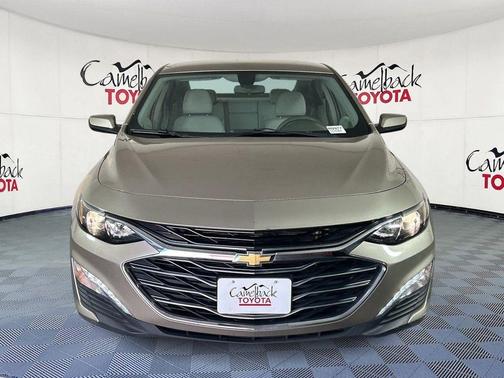 Mineral Gray Metallic 2022 Chevrolet Malibu FWD LT