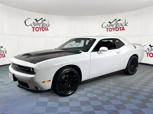 2019 Dodge Challenger SXT