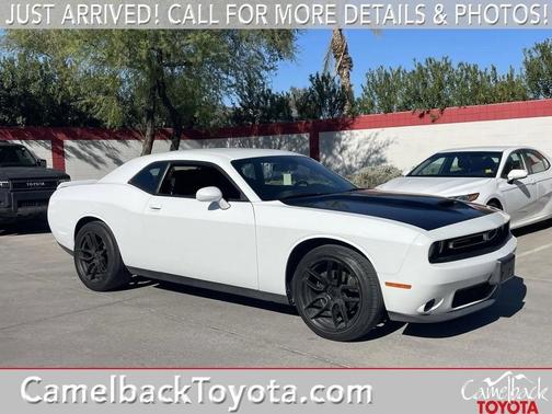 2019 Dodge Challenger SXT