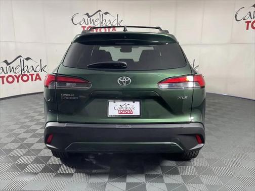 2025 Toyota Corolla Cross XLE