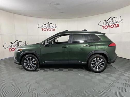 2025 Toyota Corolla Cross XLE