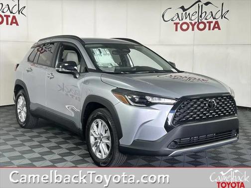 2025 Toyota Corolla Cross LE