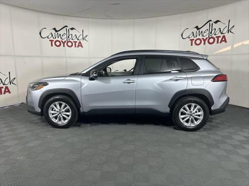 2025 Toyota Corolla Cross LE