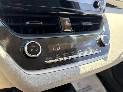 Celestite 2020 Toyota Corolla LE