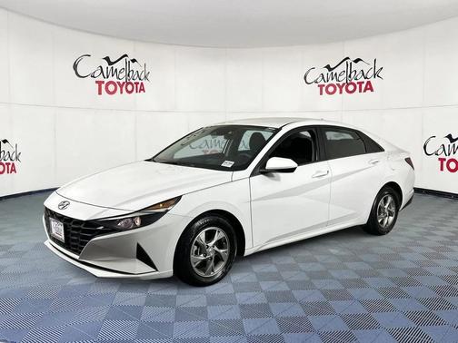 2023 Hyundai ELANTRA SE