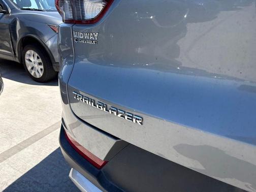 Sterling Gray 2023 Chevrolet Trailblazer LT