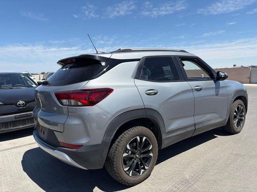 Sterling Gray 2023 Chevrolet Trailblazer LT