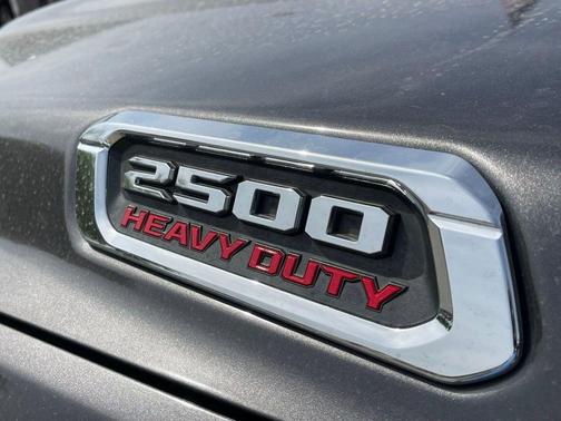 Granite Crystal Metallic Clearcoat 2020 RAM 2500 Laramie Crew Cab 4x4 6'4' Box