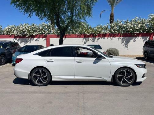 Platinum White Pearl 2022 Honda Accord Sport 1.5T