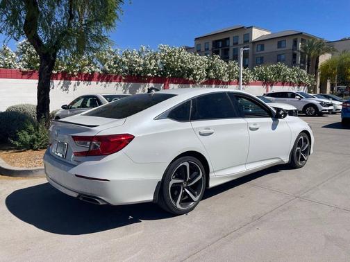 Platinum White Pearl 2022 Honda Accord Sport 1.5T