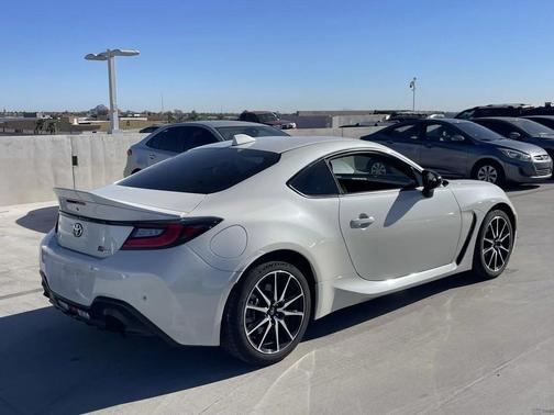 2023 Toyota GR86 Base